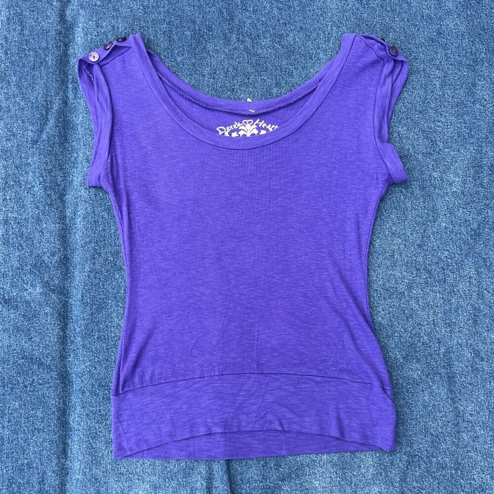 y2k Derek Heart sleeveless knit top